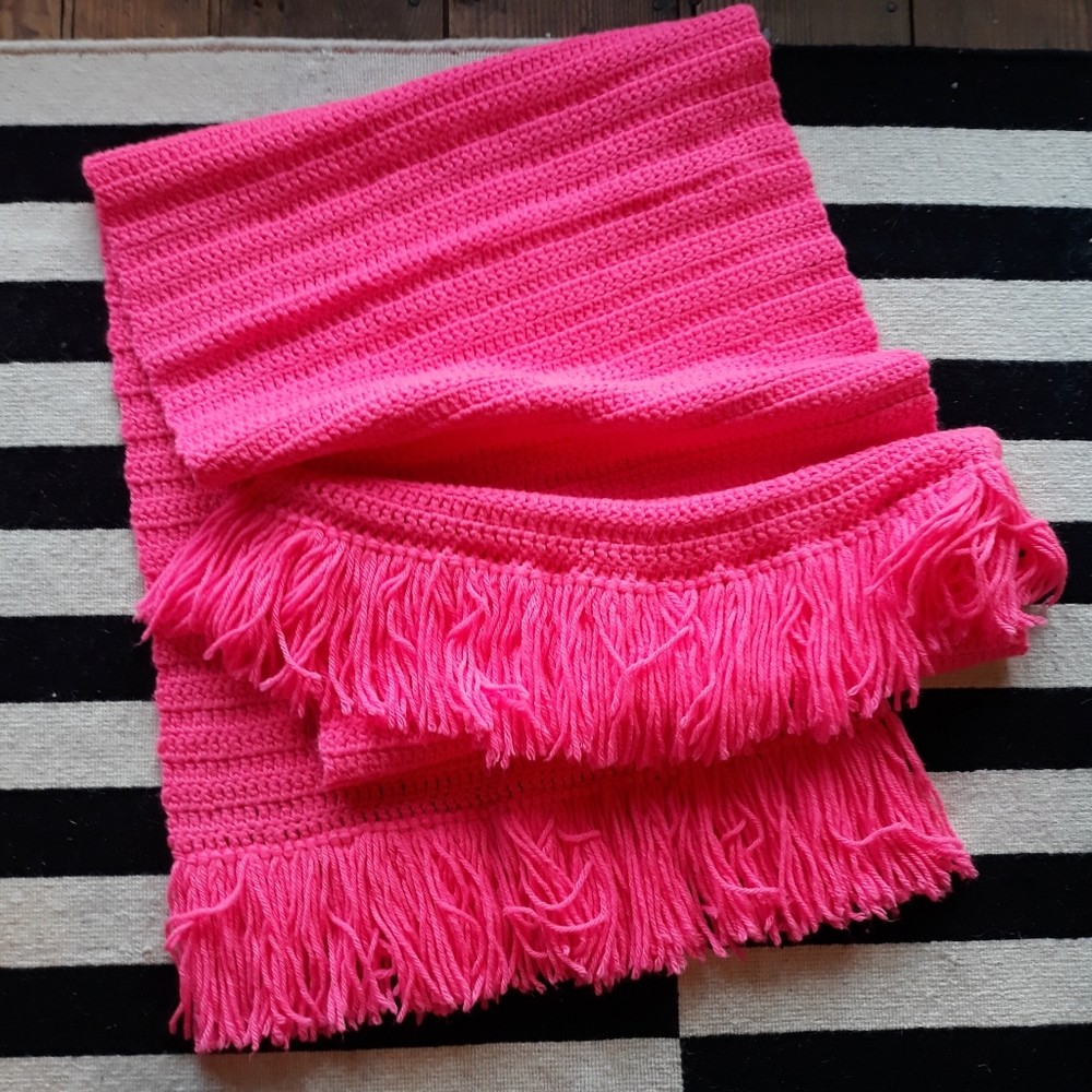 Vintage chunky knit scarf